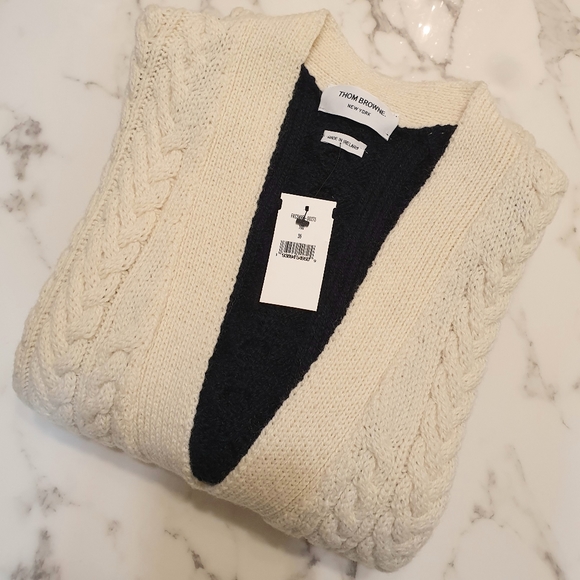 ❌❌SOLD❌❌2020 Thom Browne Long V neck Cardigan 38 - Picture 9 of 11